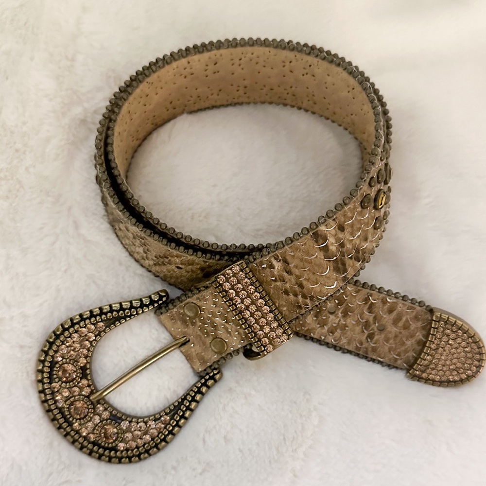 Chico’s rhinestone western belt small